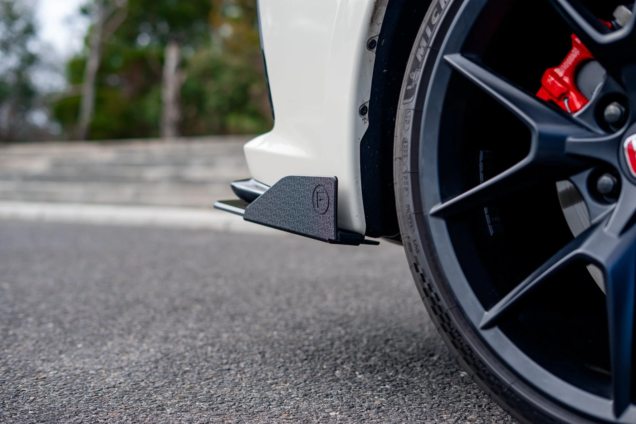 FL5 Civic Type R Rear Spat Winglets - Image 7