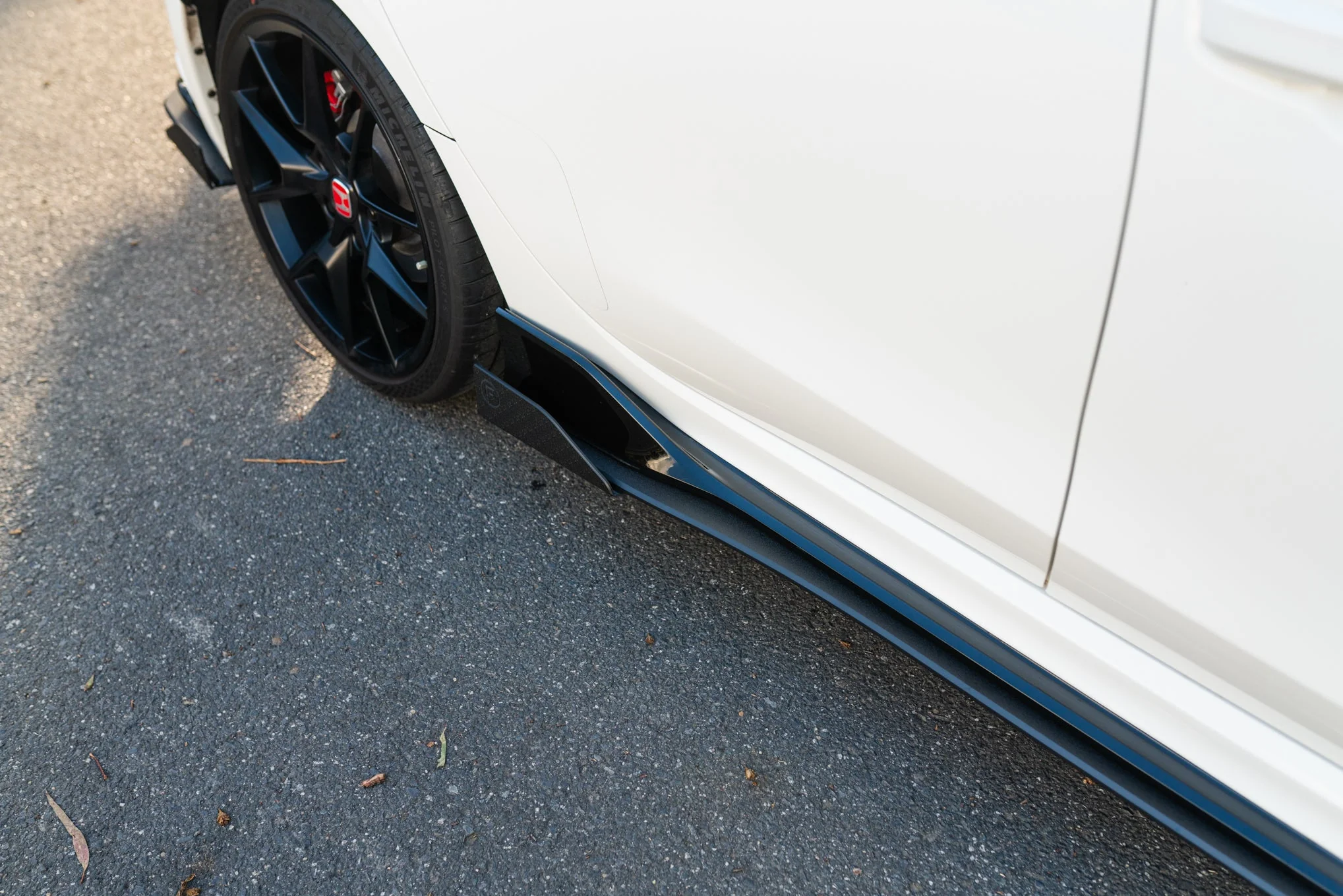 FL5 Civic Type R Side Skirt Splitter Winglets - Image 6