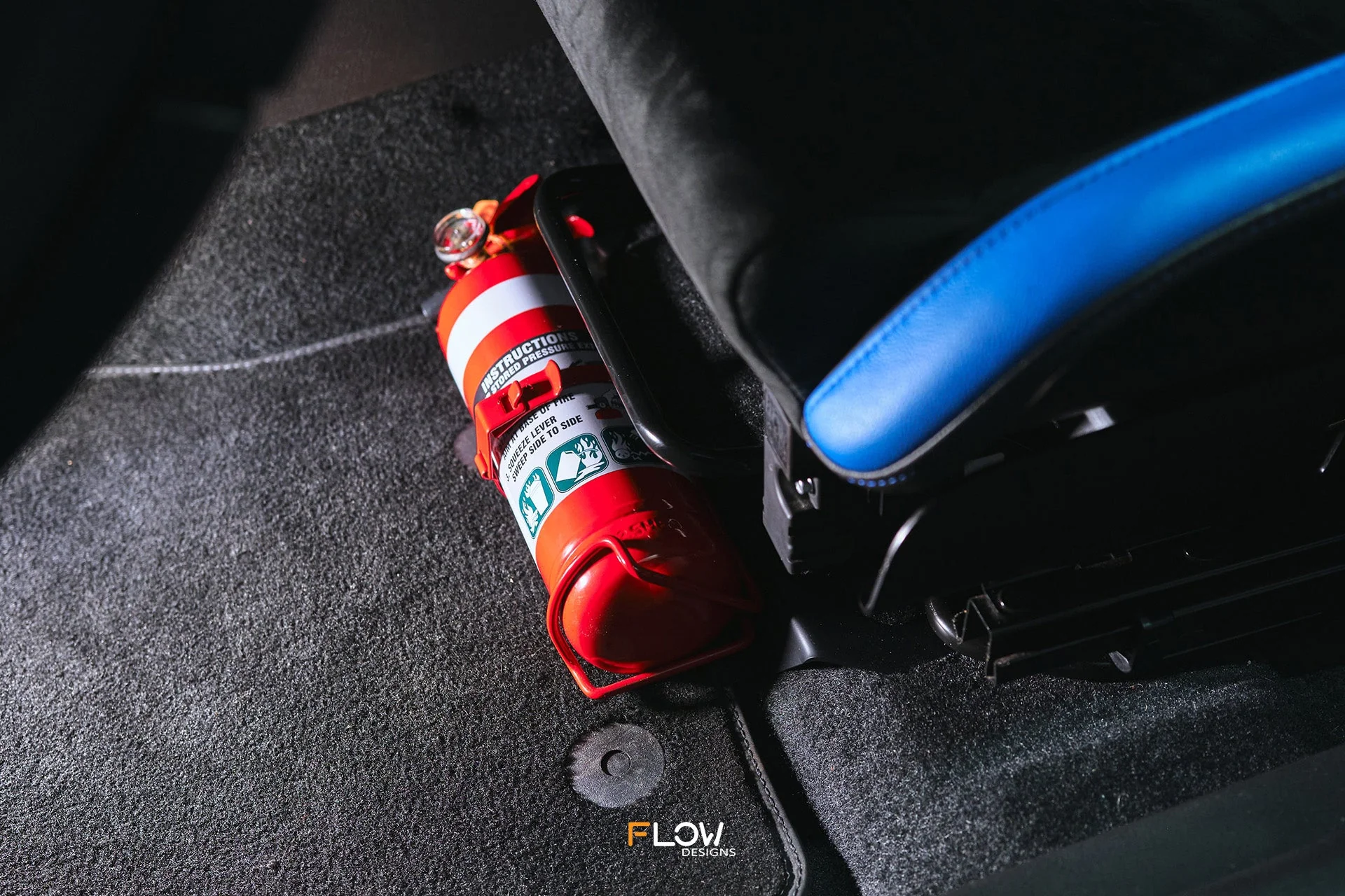 MK3 Focus RS Fire Extinguisher Bracket/Mount - Image 12