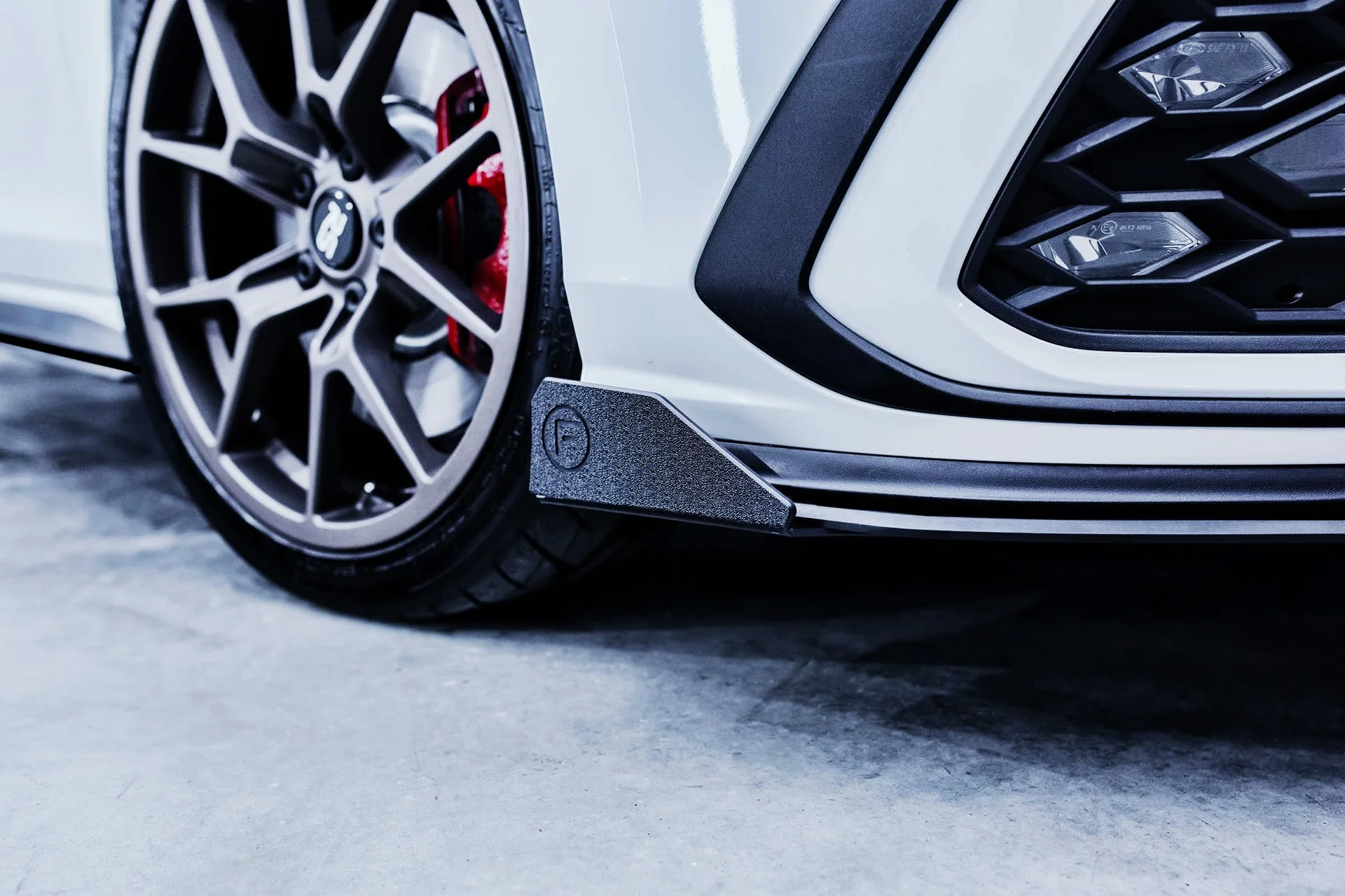 MK8 Golf GTI Front Lip Splitter & Bumper Reinforcement Plate - Image 13